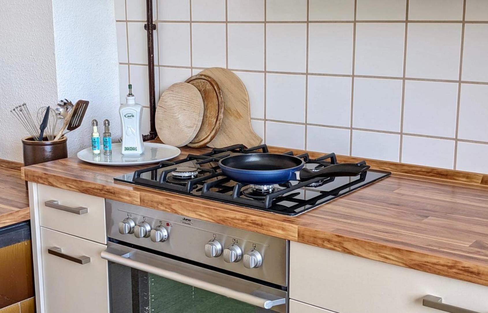 Grosse Ferienwohnung Mit Loggia Und Garten In Cottbus Bagian luar foto